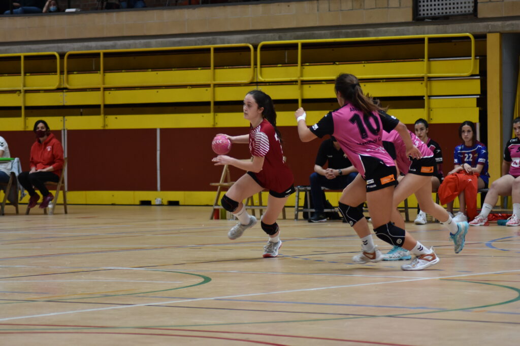 CADET FEMENÍ LLEGUMS PAQUITA, S’EMPORTA EL BRONZE